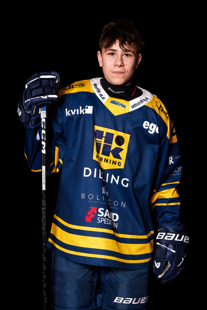 #26 Viktor Huvendick