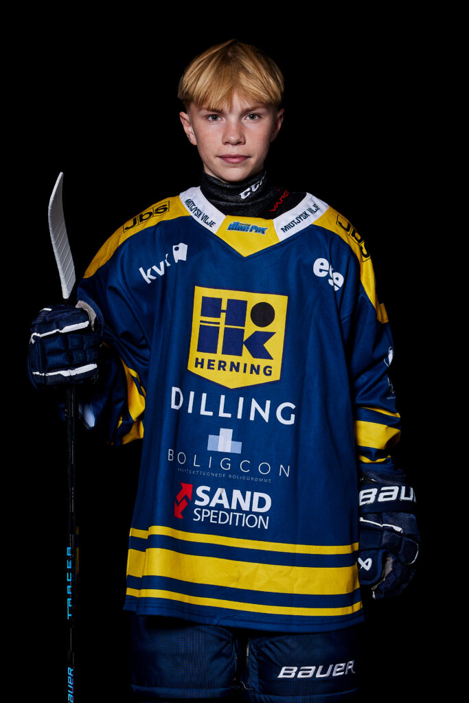 #42 Frederik Madsen